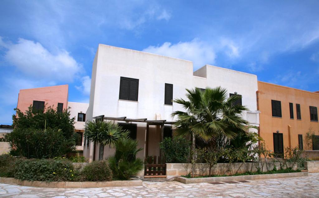 Residence Favonio Favignana Bagian luar foto